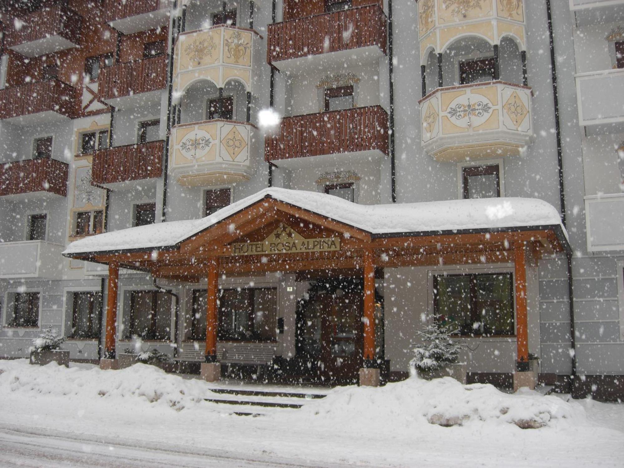 Hotel Rosa Alpina Andalo Exterior photo