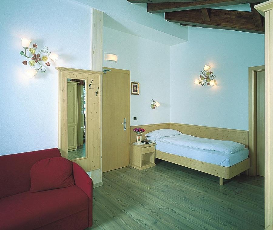 Hotel Rosa Alpina Andalo Exterior photo